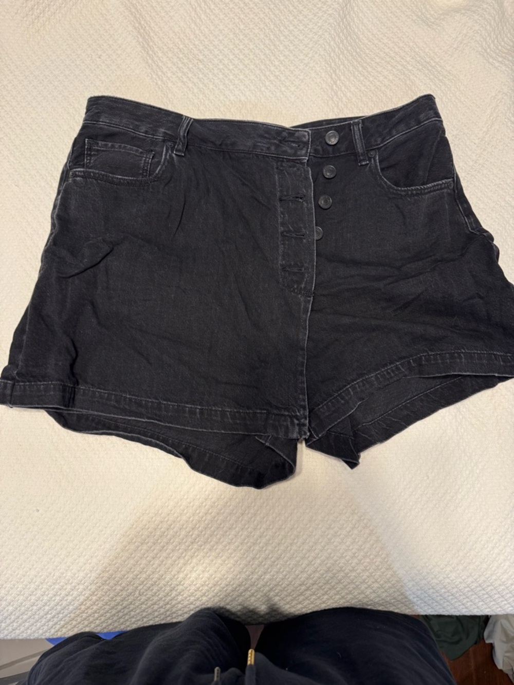 High-Waist Black Button-Front Women’s Skort